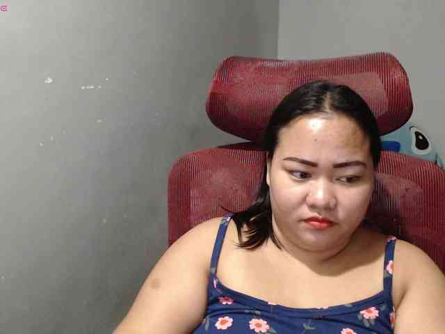 BubbleButtPinay webcam