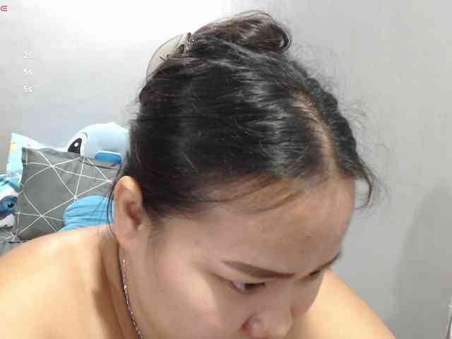 BubbleButtPinay webcam
