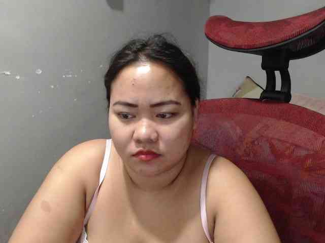 BubbleButtPinay webcam