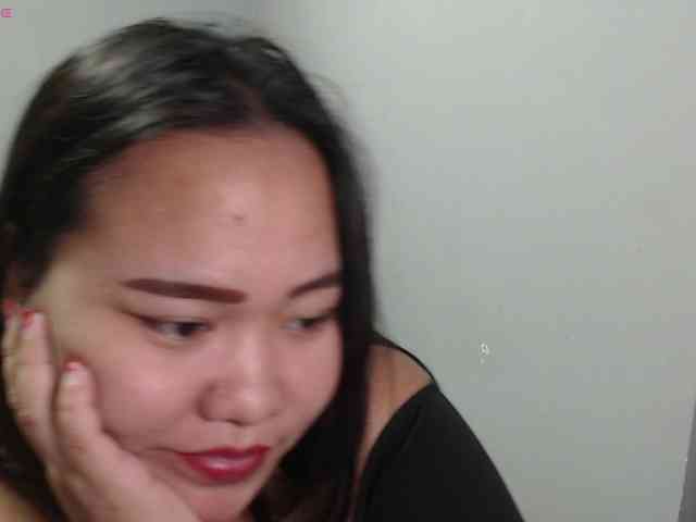 BubbleButtPinay webcam