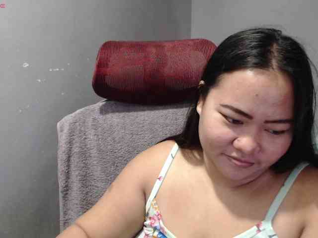 BubbleButtPinay webcam