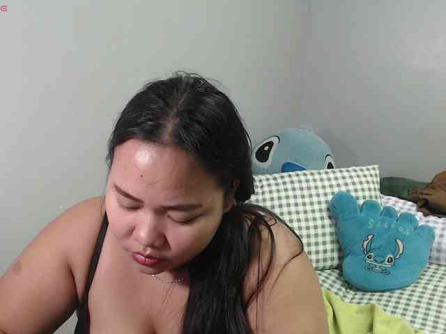 BubbleButtPinay webcam