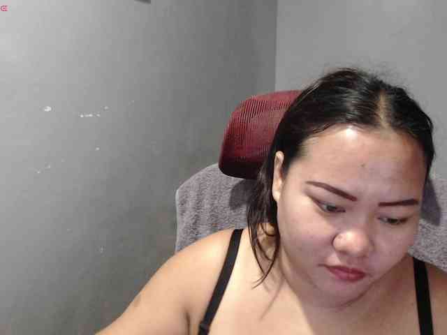 BubbleButtPinay webcam