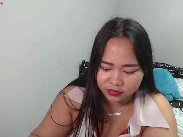 BubbleButtPinay webcam