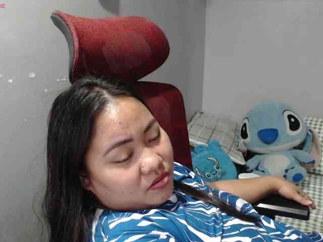 BubbleButtPinay webcam