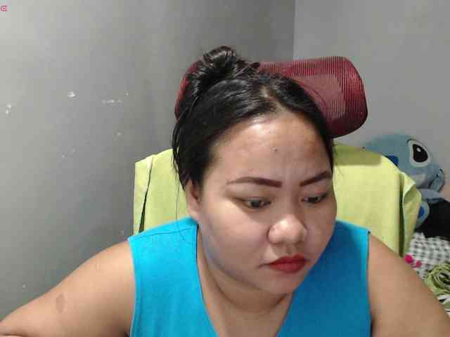 BubbleButtPinay webcam