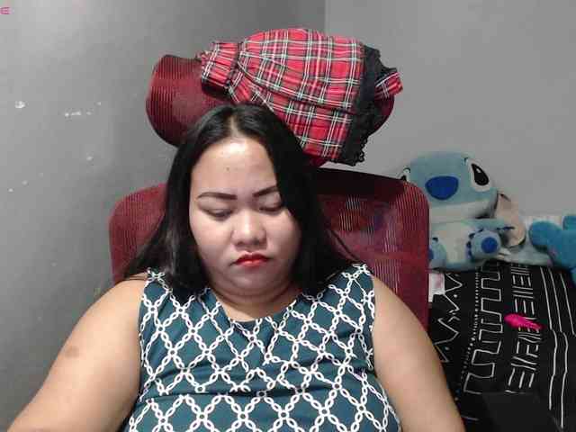 BubbleButtPinay webcam