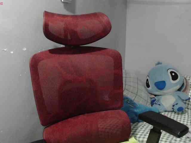 BubbleButtPinay webcam