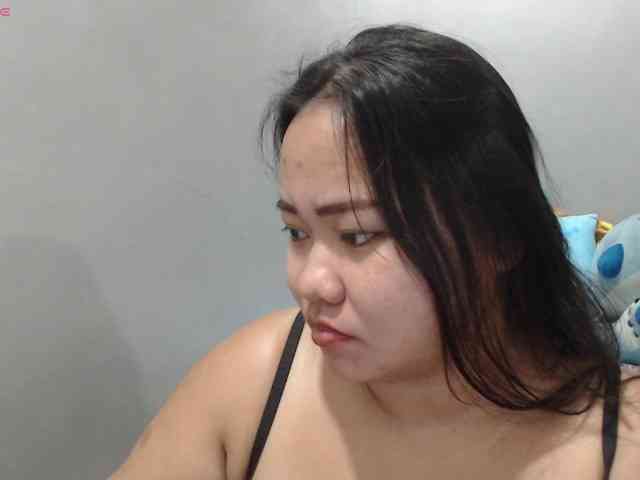 BubbleButtPinay webcam