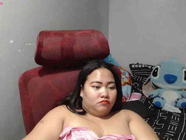 BubbleButtPinay webcam