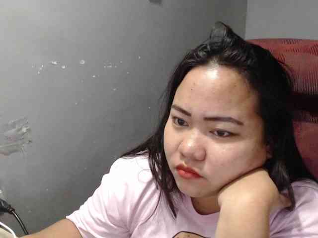 BubbleButtPinay webcam