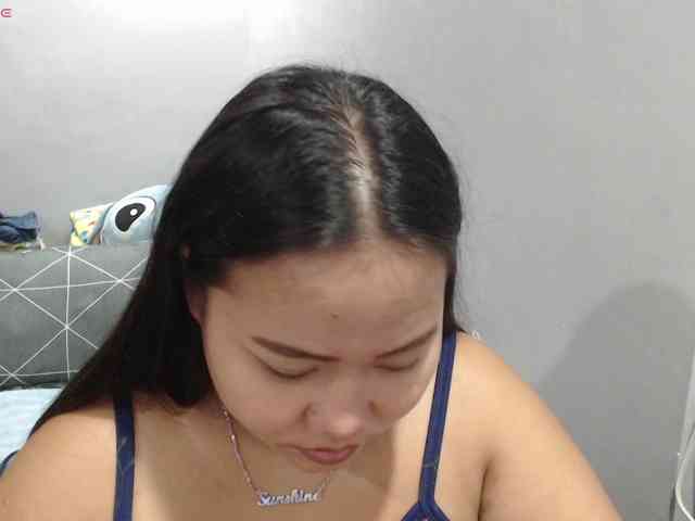 BubbleButtPinay webcam
