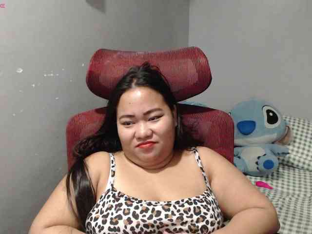 BubbleButtPinay webcam