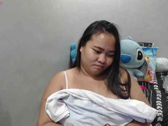 BubbleButtPinay webcam