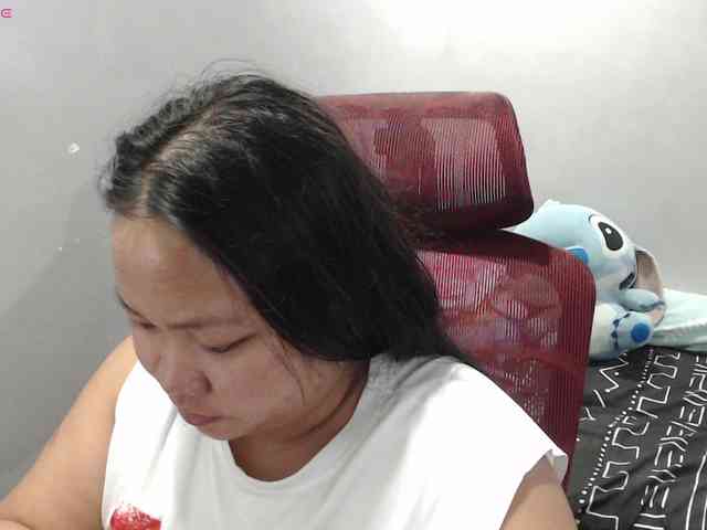 BubbleButtPinay webcam