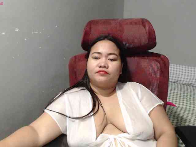 BubbleButtPinay webcam