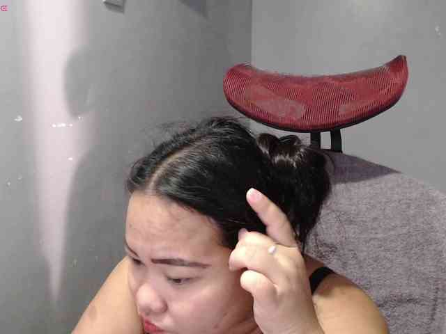 BubbleButtPinay webcam