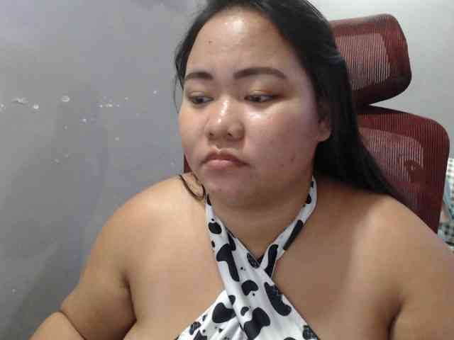 BubbleButtPinay webcam