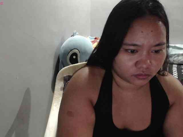 BubbleButtPinay webcam