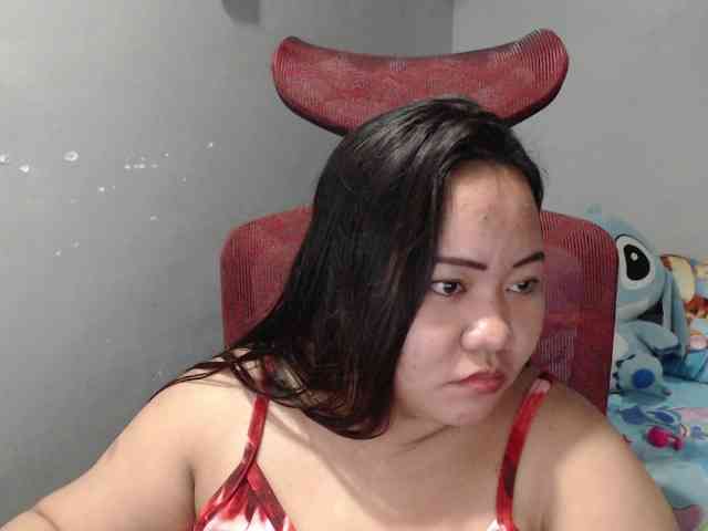 BubbleButtPinay webcam