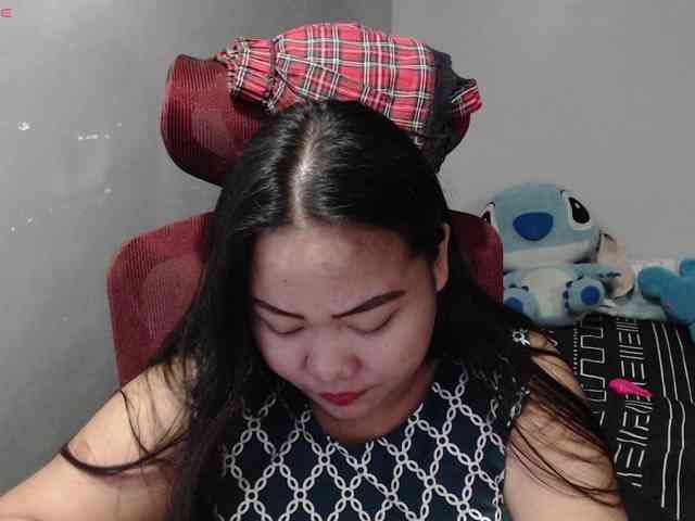 BubbleButtPinay webcam