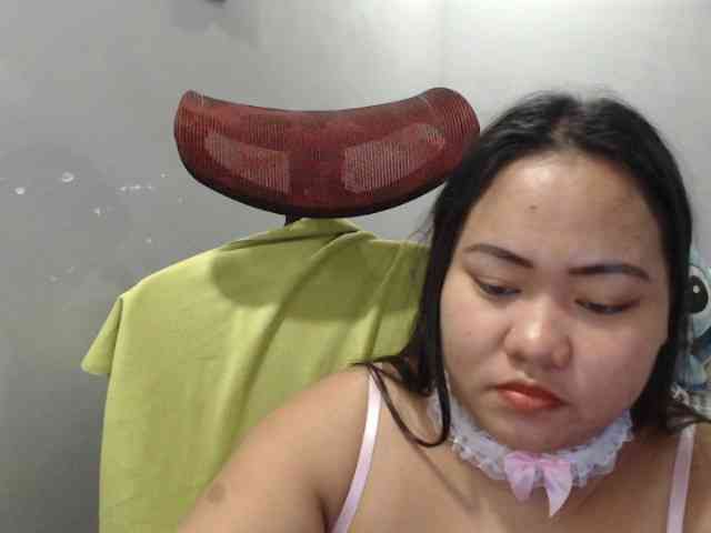 BubbleButtPinay webcam