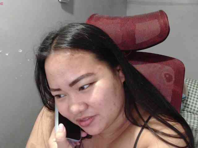 BubbleButtPinay webcam