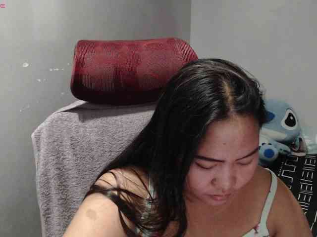 BubbleButtPinay webcam