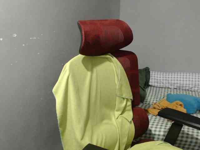 BubbleButtPinay webcam