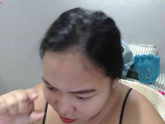 BubbleButtPinay webcam