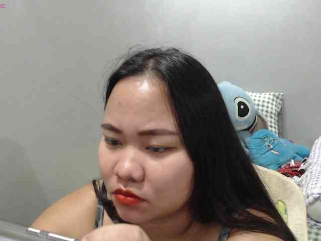 BubbleButtPinay webcam