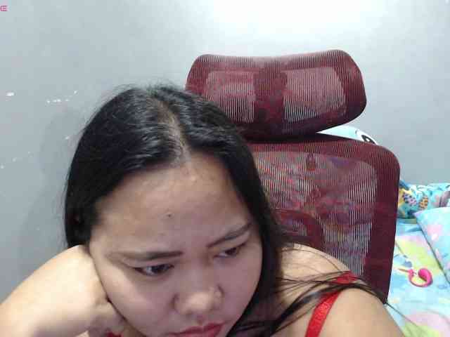 BubbleButtPinay webcam