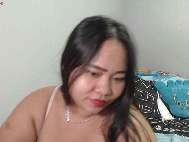 BubbleButtPinay webcam