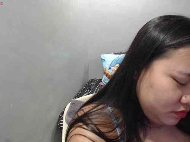 BubbleButtPinay webcam