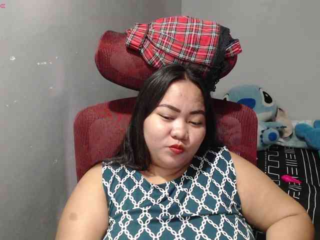 BubbleButtPinay webcam