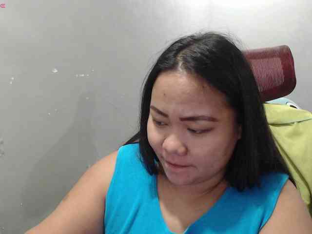 BubbleButtPinay webcam