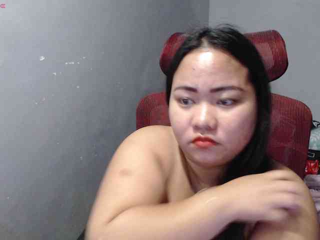 BubbleButtPinay webcam