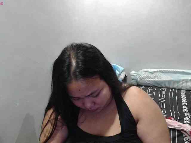 BubbleButtPinay webcam