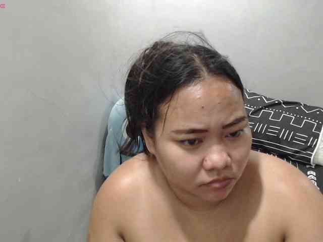 BubbleButtPinay webcam