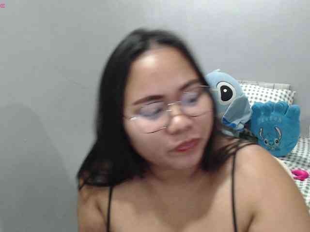 BubbleButtPinay webcam