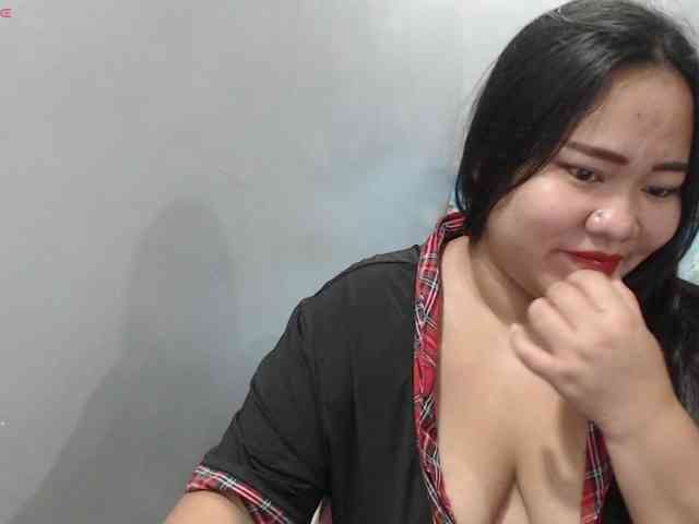 BubbleButtPinay webcam