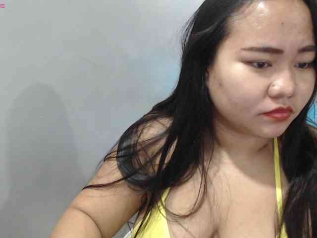 BubbleButtPinay webcam