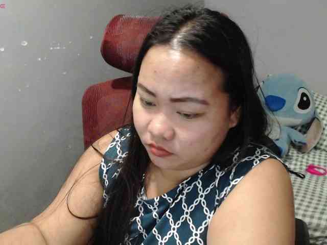 BubbleButtPinay webcam