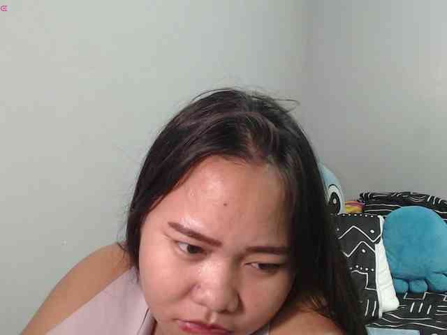 BubbleButtPinay webcam
