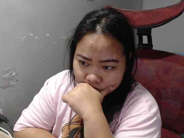 BubbleButtPinay webcam