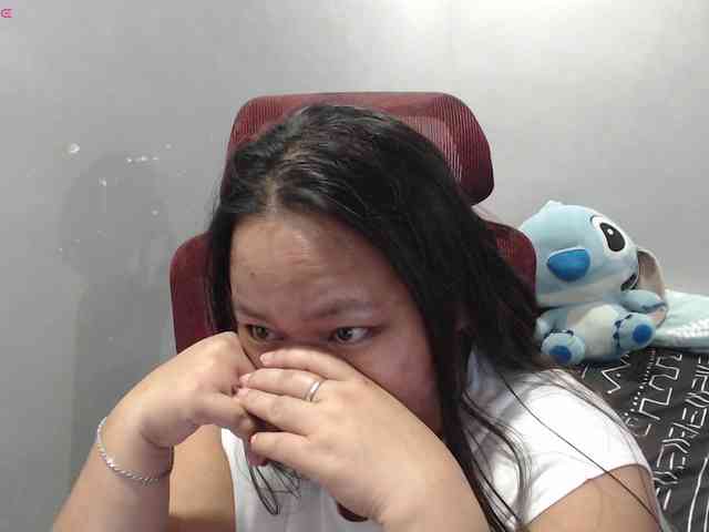 BubbleButtPinay webcam