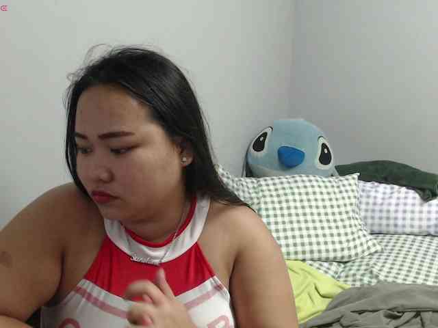 BubbleButtPinay webcam