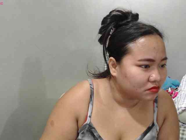 BubbleButtPinay webcam