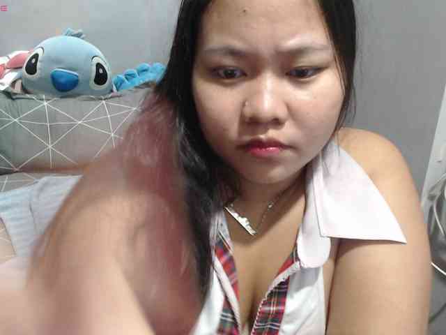 BubbleButtPinay webcam