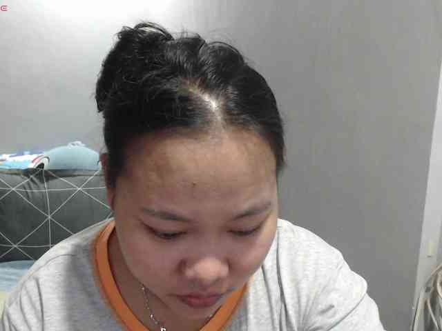 BubbleButtPinay webcam